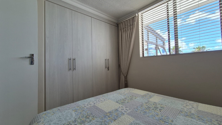 2 Bedroom Property for Sale in Stilbaai Wes Western Cape